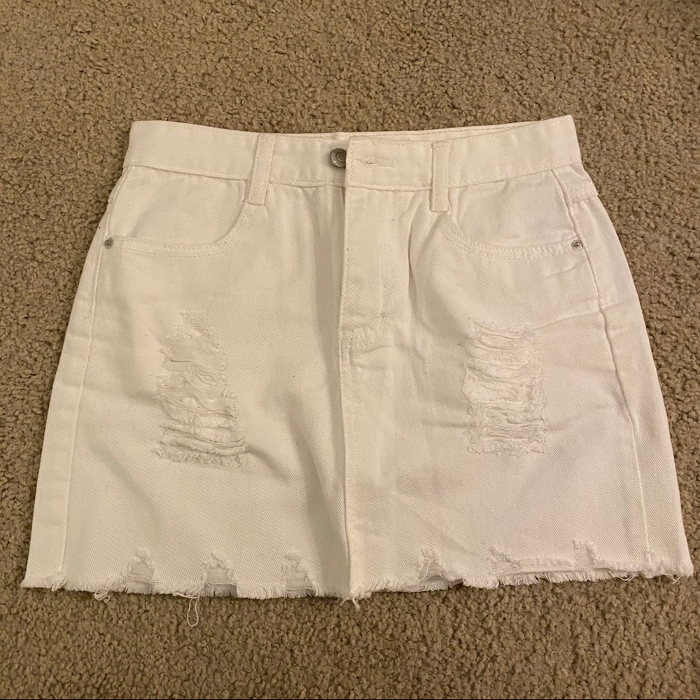 White Denim Mini Skirt in Size S